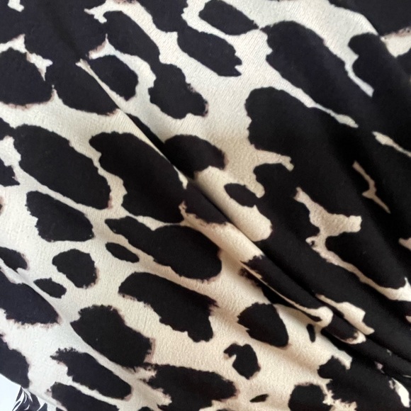 DKNY Long Sleeve Wrap Top - Picture 4 of 4